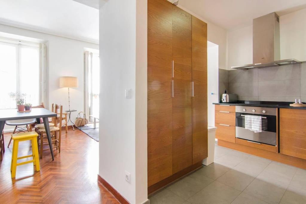 Apartamento Malasaña Beautiful Design 2bed 2bath Madrid