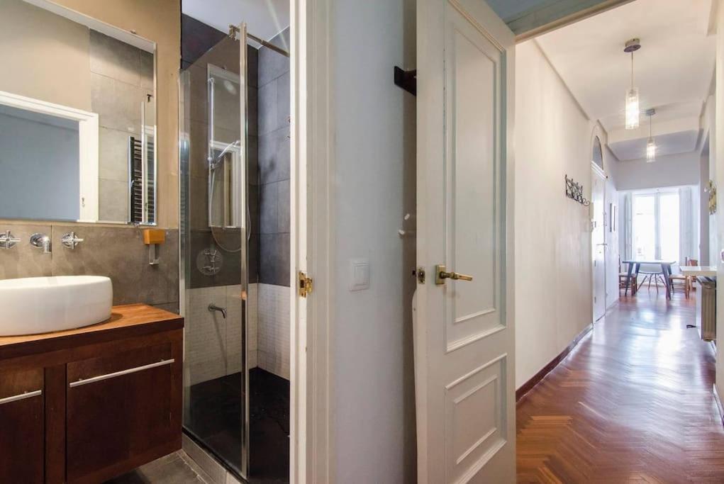 Malasaña Beautiful Design 2bed 2bath *